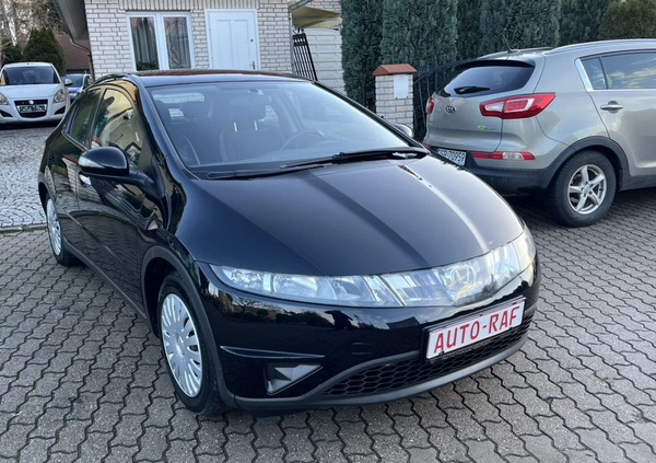 Honda Civic cena 16900 przebieg: 170000, rok produkcji 2006 z Skwierzyna małe 211